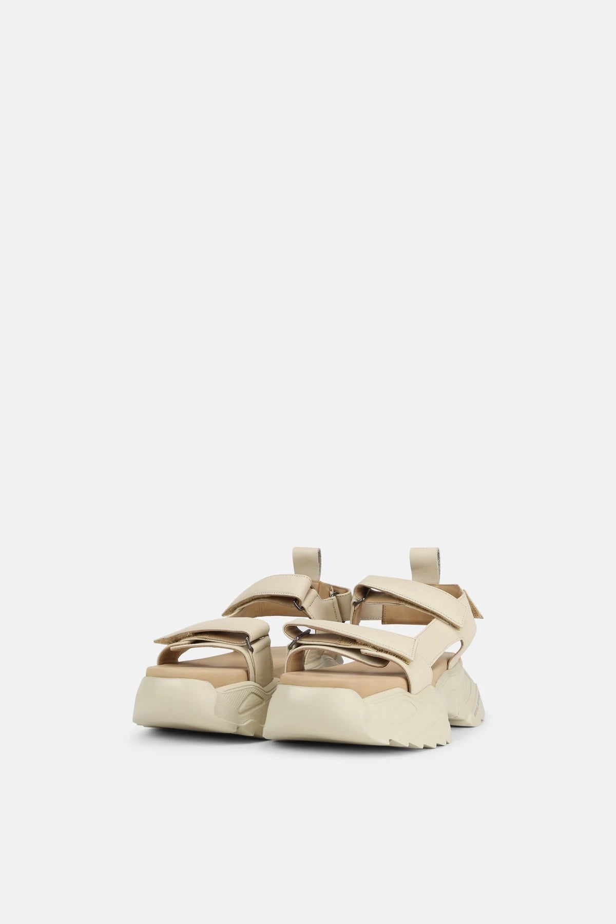 Demand Sandal 221